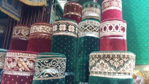 Trik Memilih Toko yang Jual Karpet Masjid Roll